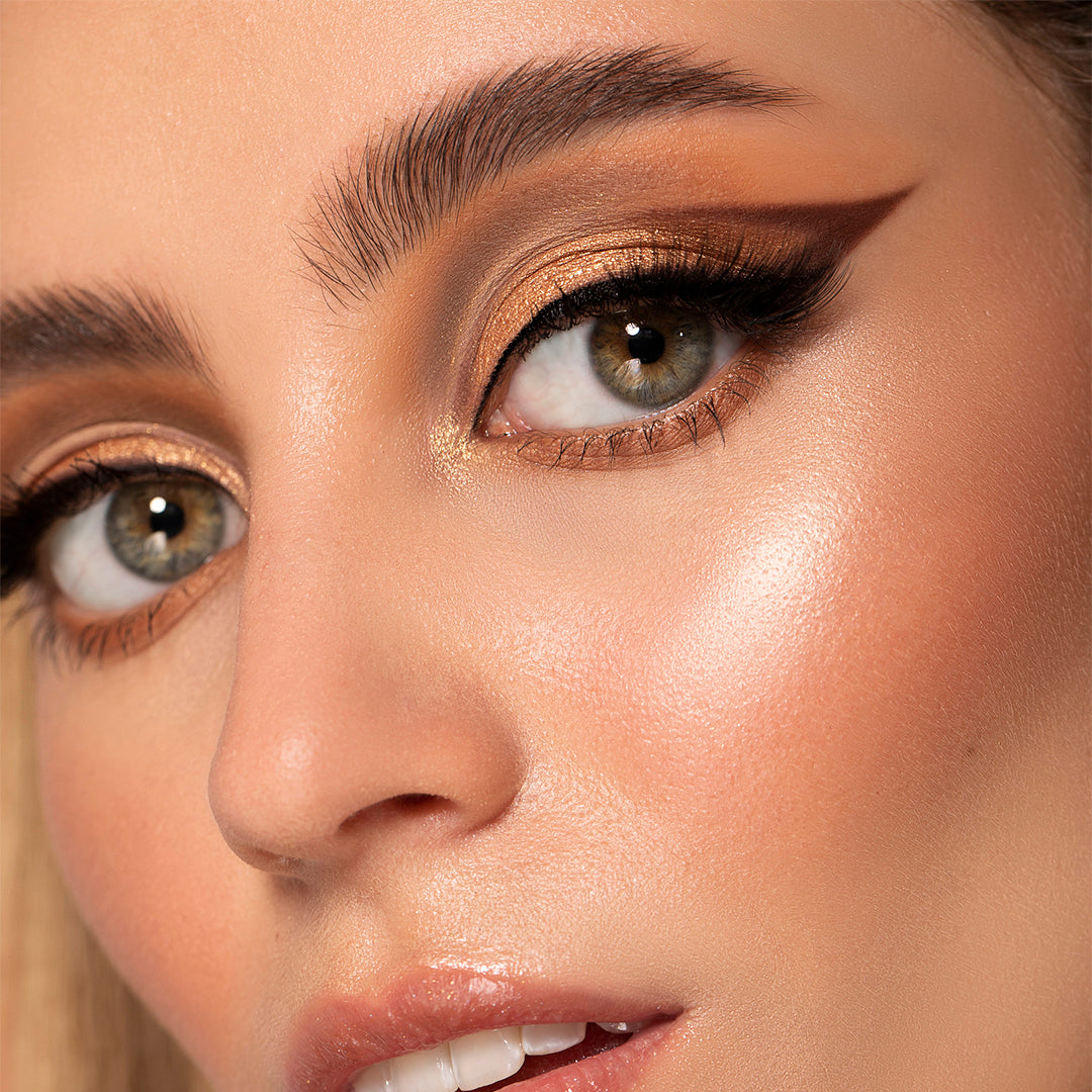 F35 Tapered Highlighter Brush
